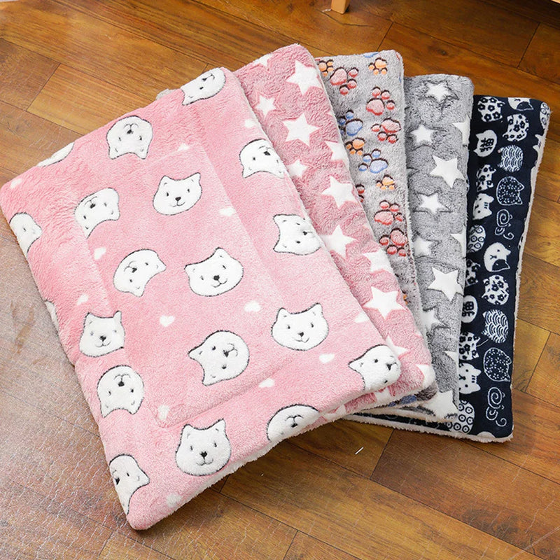 Pet Dog Bed All Season Warm Thick Sleeping Cat Nest Cushion Soft Pet Dog Sofa Mat Elastic Cat Bed for Medium Dog Accessories