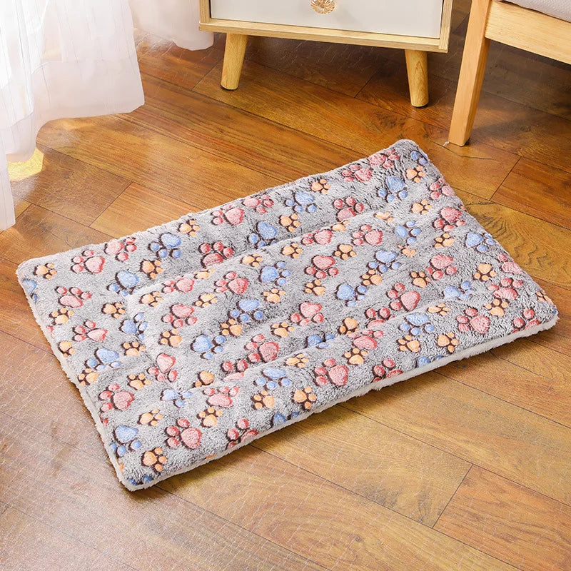 Pet Dog Bed All Season Warm Thick Sleeping Cat Nest Cushion Soft Pet Dog Sofa Mat Elastic Cat Bed for Medium Dog Accessories